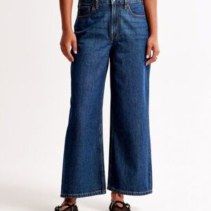 Women's Blue Wide-Leg Jeans